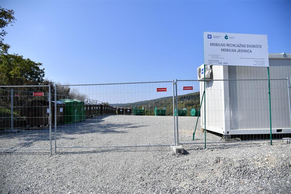 Podsljeme mobile recycling centre open for business